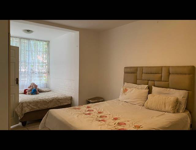1.5 BEDROOM FLAT FOR SALE IN GLENWOOD